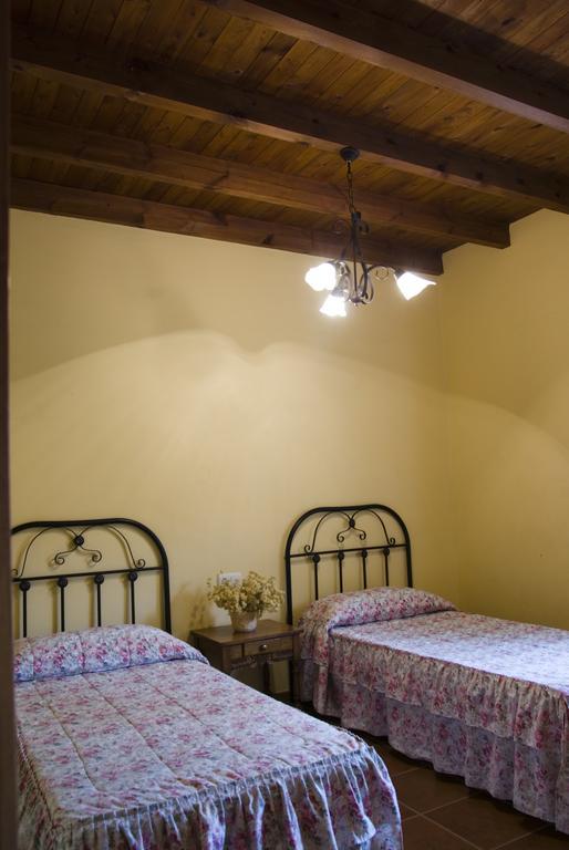 Rural Montes Malaga: Finca Pedregales Oda fotoğraf